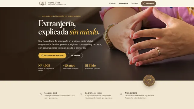Página web de Gema Daza, abogada de extranjería en El Ejido, diseñada por Ophiel